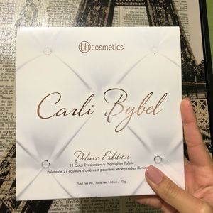 BH Cosmetics Carli Bybel eyeshadow palette